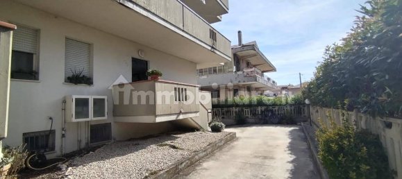 Квартира с 3 спальнями в Читта Сант Анджело, Италия № 339697 28