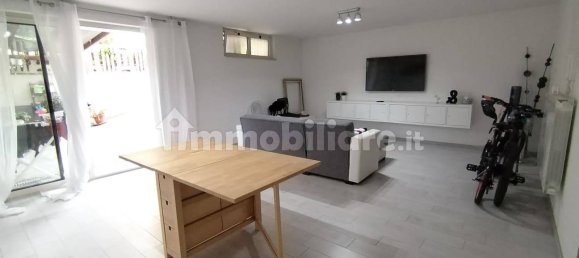 Квартира с 3 спальнями в Читта Сант Анджело, Италия № 339697 3