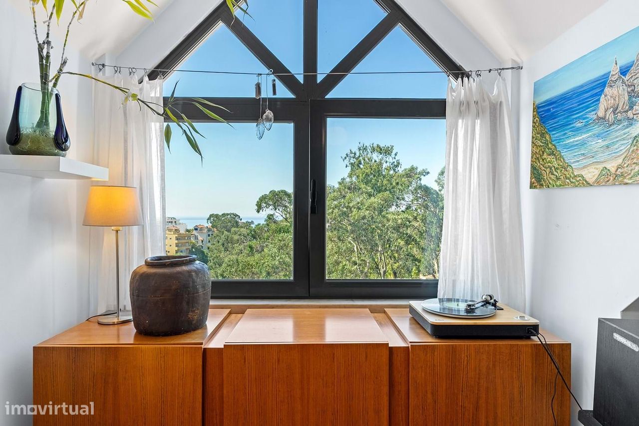 3 bedrooms Apartment in Cascais, Portugal No. 245885