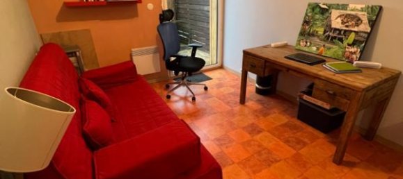 Apartamento de 2 dormitorios en Aytre, France No. 198462 8