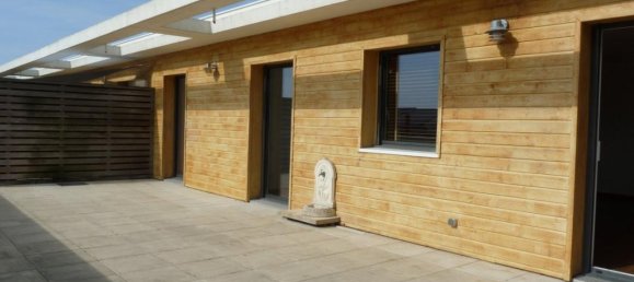 Apartamento de 2 dormitorios en Aytre, France No. 198462 2