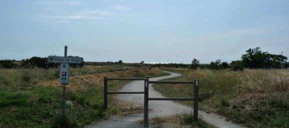 Apartamento de 2 dormitorios en Aytre, France No. 198462 10