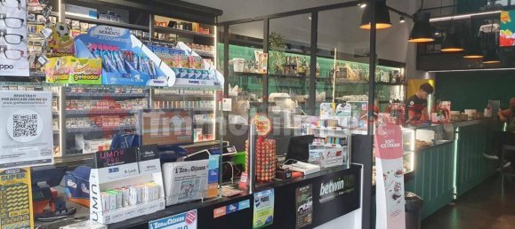 Коммерческая недвижимость с 1 комнатой в Пинероло, Италия № 58372 7