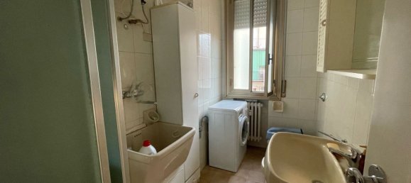 3-Zimmer Wohnung in Bologna, Italy, Nr. 17932 17