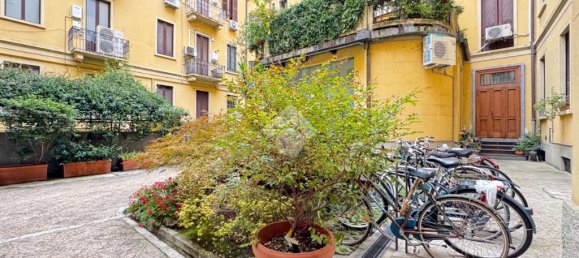 3 bedrooms Apartment in Milan, Italy No. 340382 7