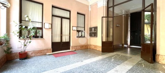 3 bedrooms Apartment in Milan, Italy No. 340382 10