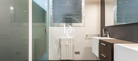 4 bedrooms Apartment in Barcelona, Spain No. 182760 27