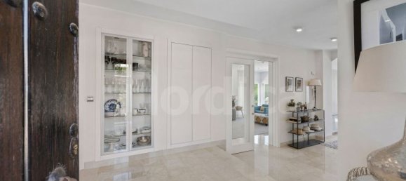 5 bedrooms Villa in Marbella, Spain No. 207415 21