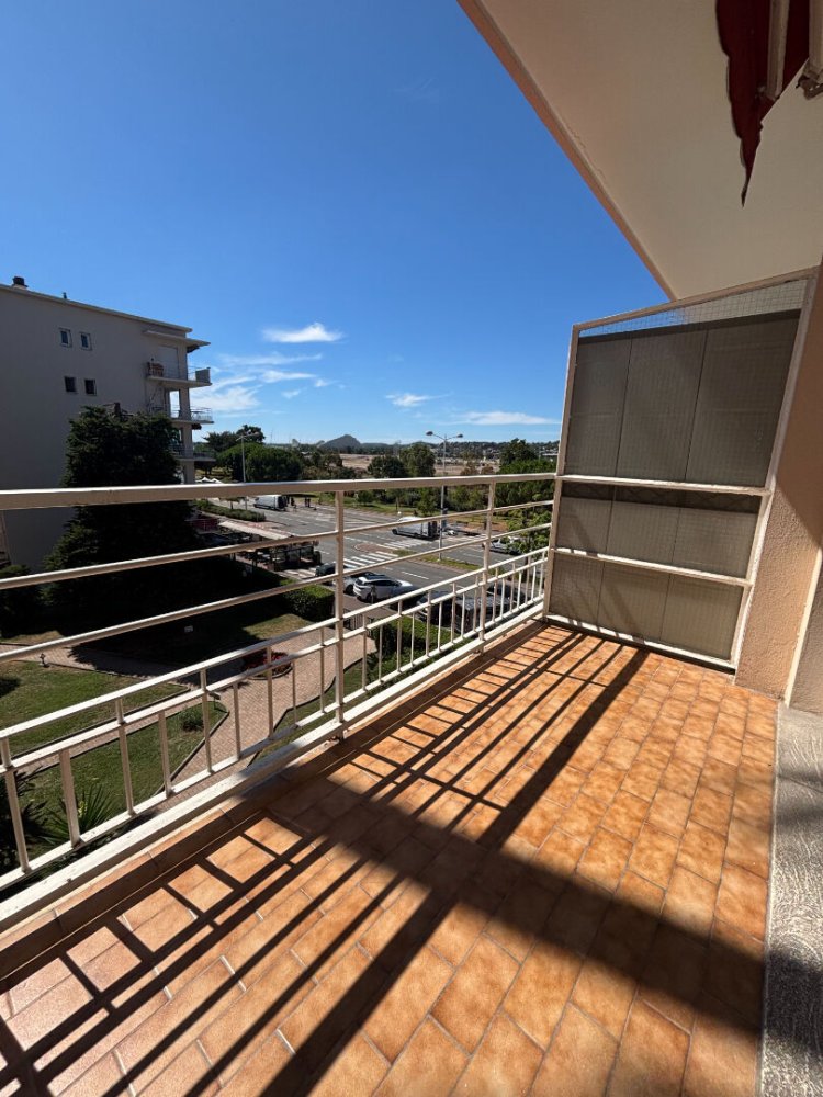 2 rooms Apartment in Cagnes-sur-Mer, France No. 350805