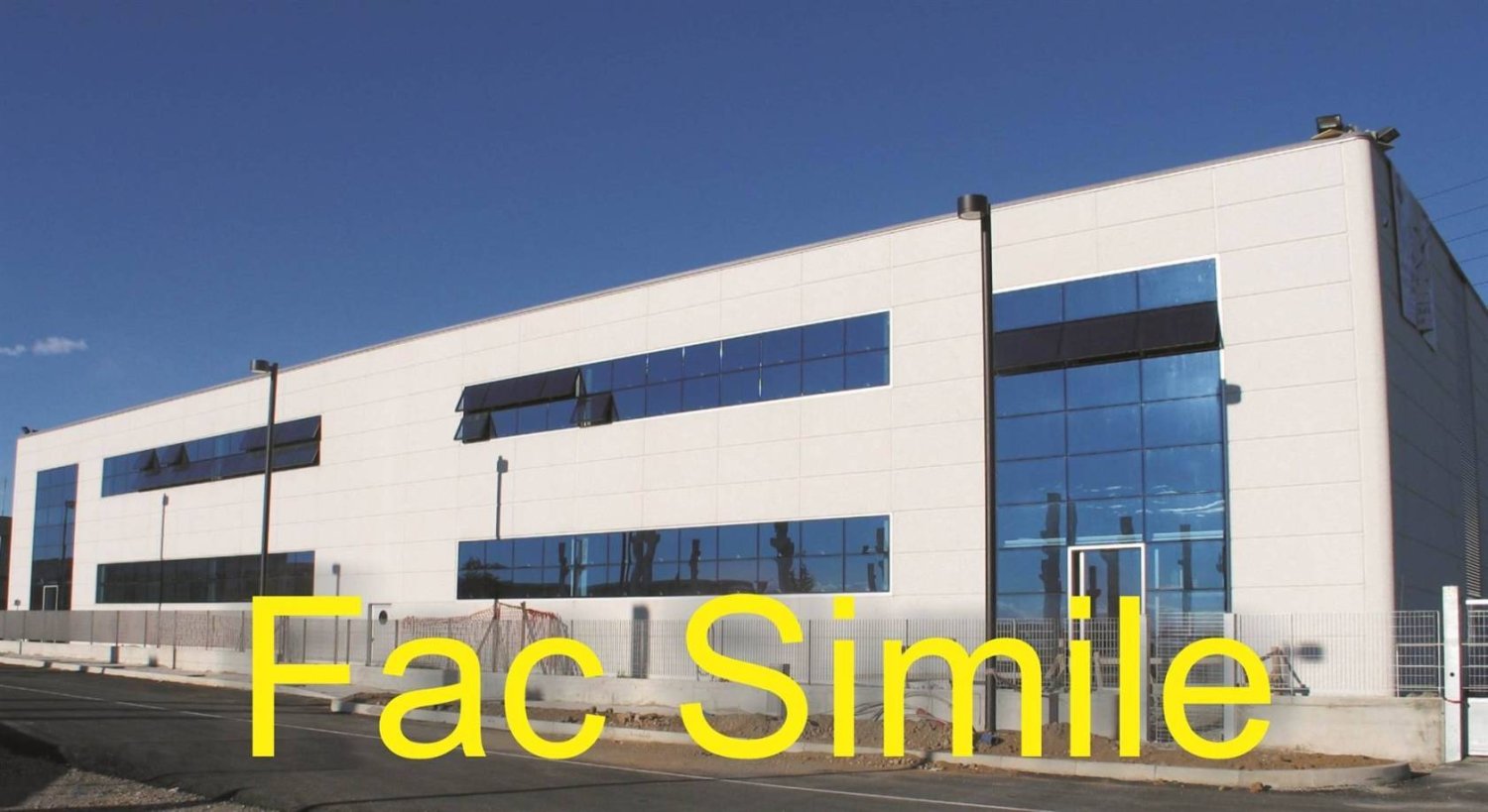 5 rooms Warehouse in Campi Bisenzio, Italy No. 12065