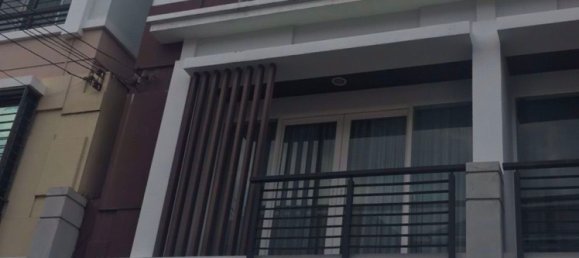 3 bedrooms House in Huai Khwang, Thailand No. 19883 7