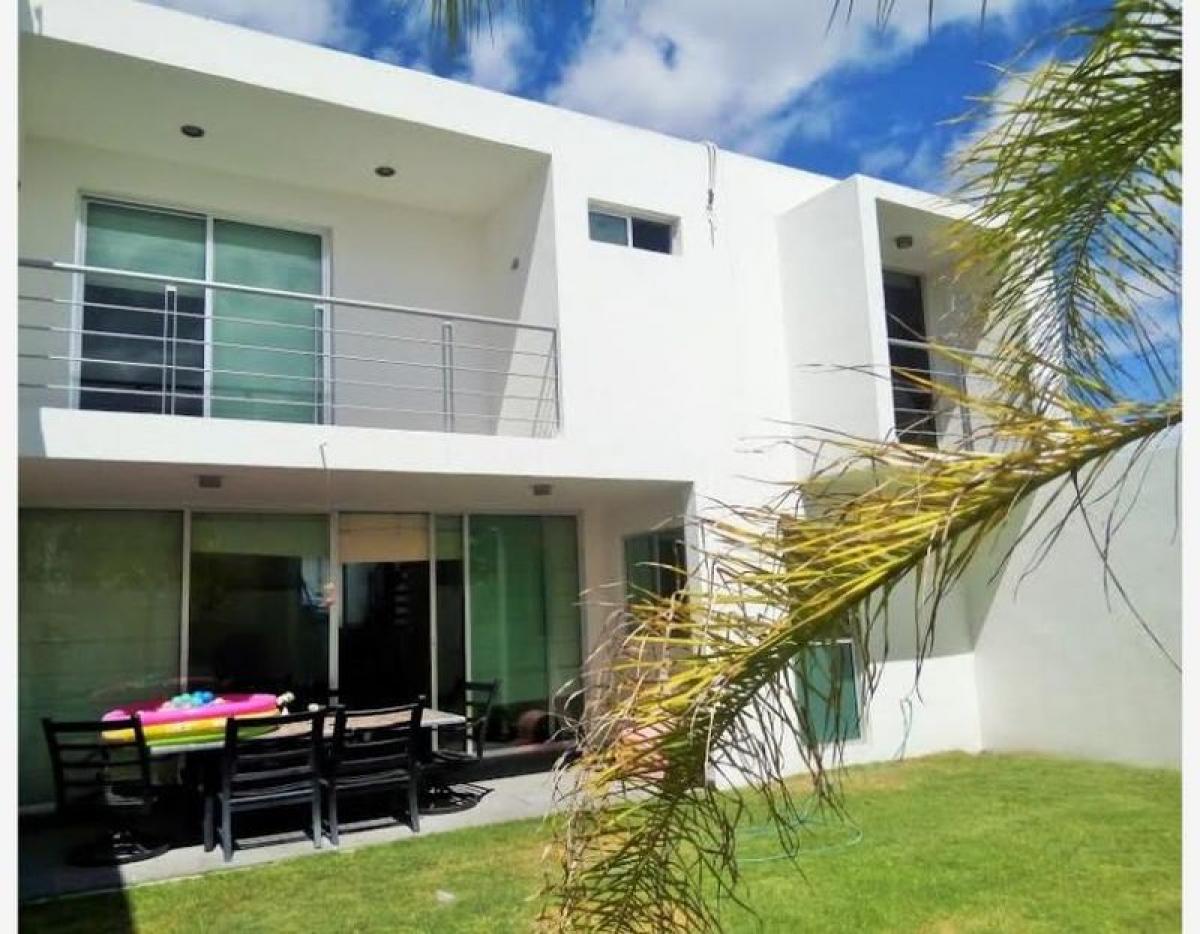 3 bedrooms House in Queretaro, Mexico No. 161093