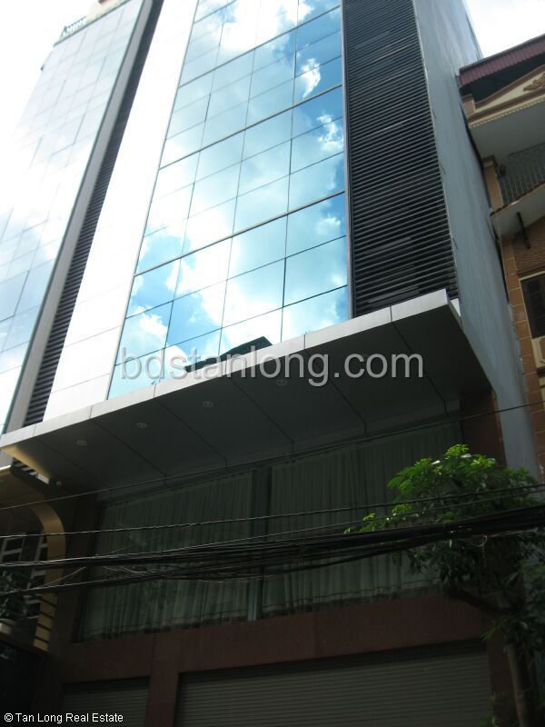 Квартира с 2 спальнями в Бадинь, Вьетнам № 1820