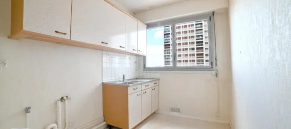 3-Zimmer Wohnung in Poitiers, France, Nr. 279927 3
