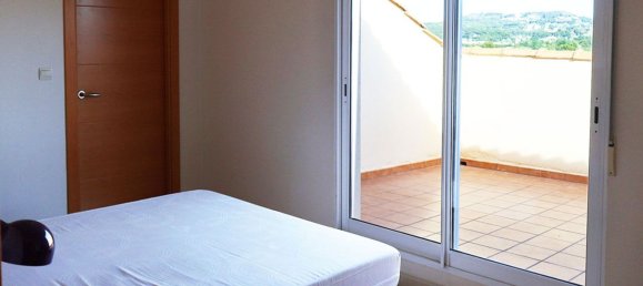 3 Schlafzimmer Doppelhaus in Alicante, Spain, Nr. 137847 60