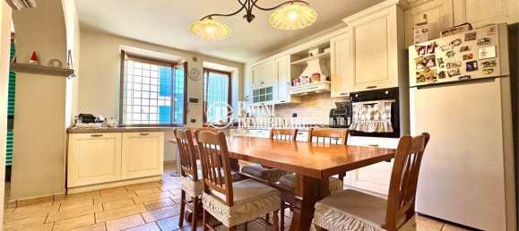 Дом с 3 спальнями в Пистоя, Италия № 263137 20