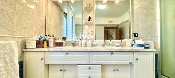 Дом с 3 спальнями в Пистоя, Италия № 263137 32