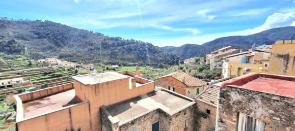 11 rooms House in Tovo San Giacomo, Italy No. 38521 2