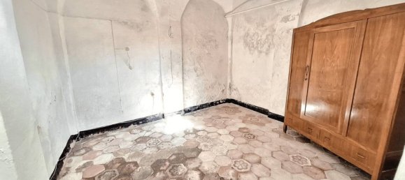 11 rooms House in Tovo San Giacomo, Italy No. 38521 8