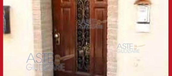 5 bedrooms Apartment in Rome, Italy No. 330807 2