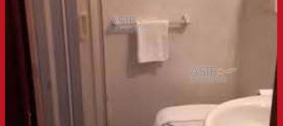 5 bedrooms Apartment in Rome, Italy No. 330807 18