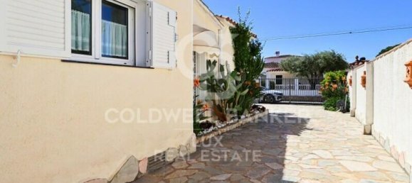 5 bedrooms House in Empuriabrava, Spain No. 82925 19