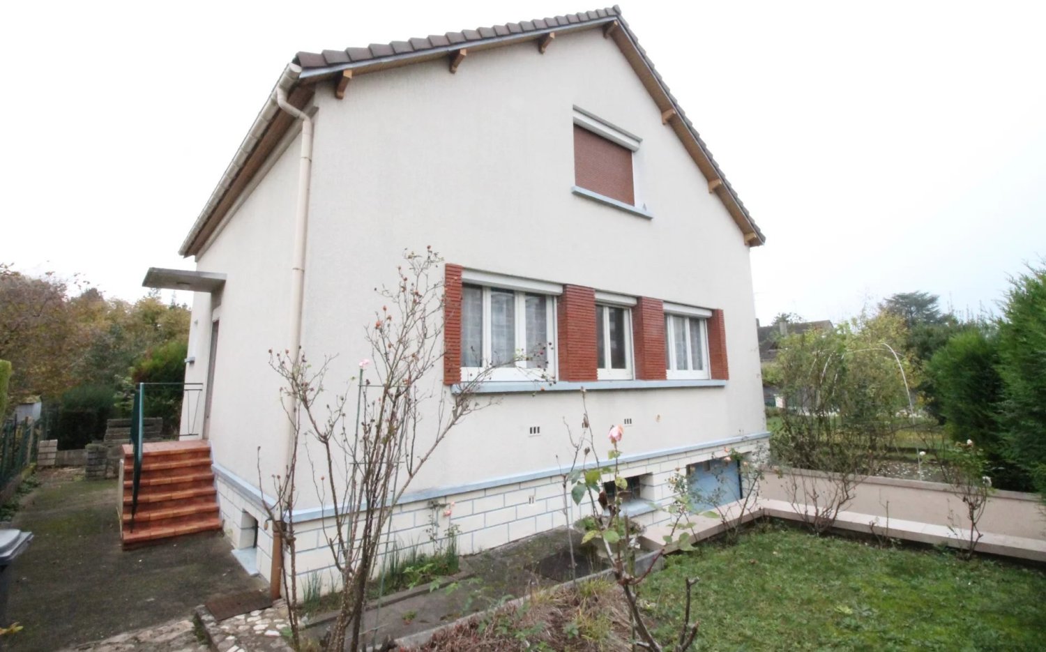 4 chambres Maison à Chambly, France No. 41741