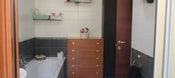 4 rooms Apartment in Spoltore, Italy No. 309747 28