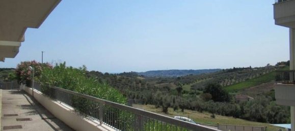 4 rooms Apartment in Spoltore, Italy No. 309747 39