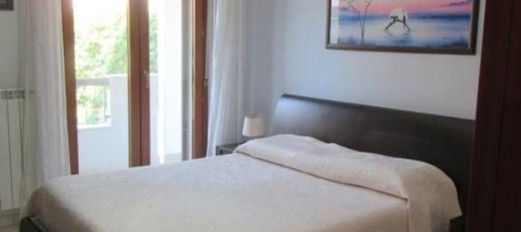 4 rooms Apartment in Spoltore, Italy No. 309747 19