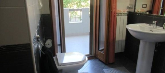 4 rooms Apartment in Spoltore, Italy No. 309747 25
