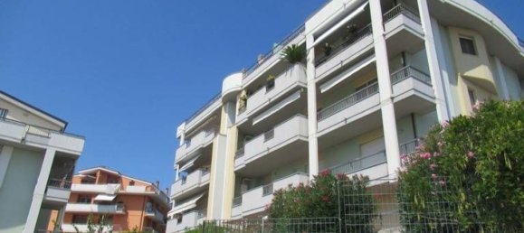 4 rooms Apartment in Spoltore, Italy No. 309747 41