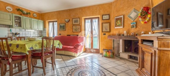 3غرفة شقة في Chieri, Italy رقم 265959 2