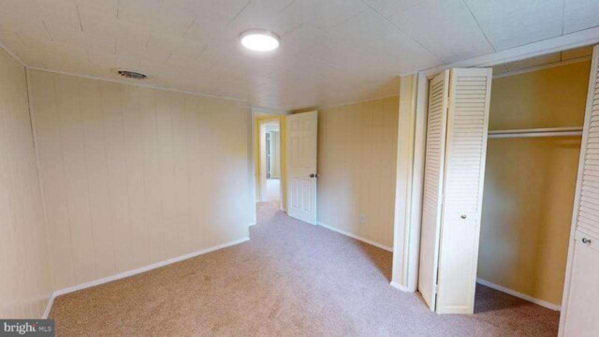 Дом с 3 спальнями в Милл Холл, США № 430862