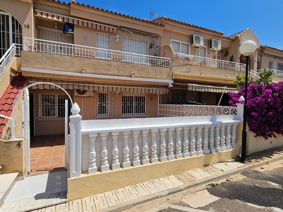 2 chambres Appartement à Torrevieja, Spain No. 263887