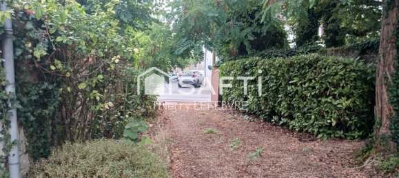 4 bedrooms House in Vienne, France No. 281905 4