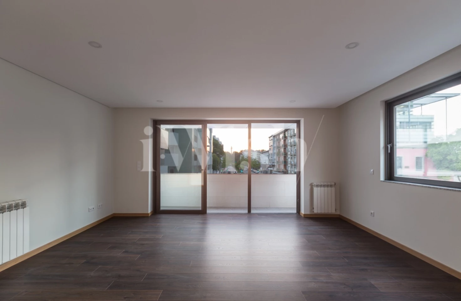 3 bedrooms Apartment in Porto, Portugal No. 97875