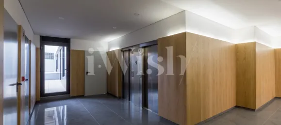 3 bedrooms Apartment in Porto, Portugal No. 97875 9