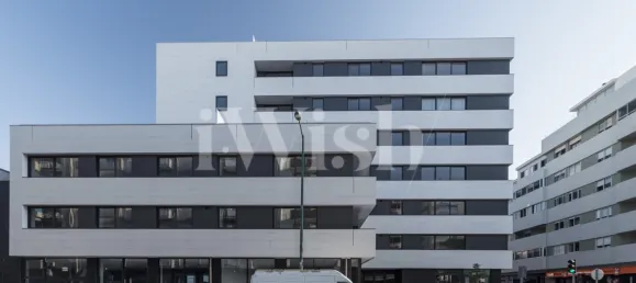 3 bedrooms Apartment in Porto, Portugal No. 97875 6