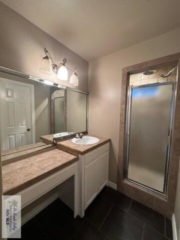 Casa de 3 dormitorios en Brownsville, USA No. 288598