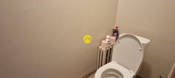 Casa de 3 dormitorios en La Guerche-sur-l'Aubois, France No. 282090 10