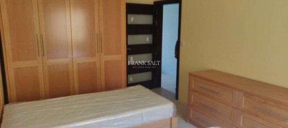 Apartamento de 2 dormitorios en Marsalforn, Malta No. 5670 4