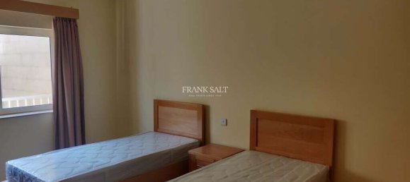 Apartamento de 2 dormitorios en Marsalforn, Malta No. 5670 3