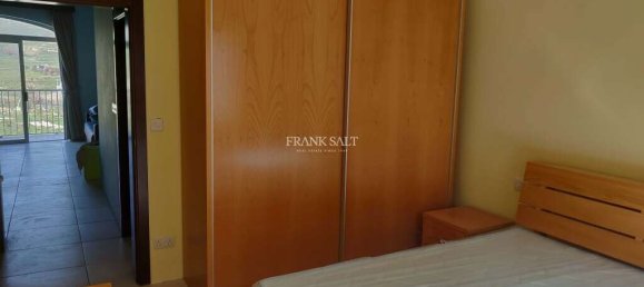 Apartamento de 2 dormitorios en Marsalforn, Malta No. 5670 6