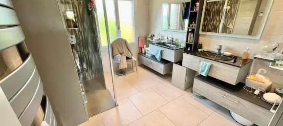 5 bedrooms House in Landrecies, France No. 317004 6