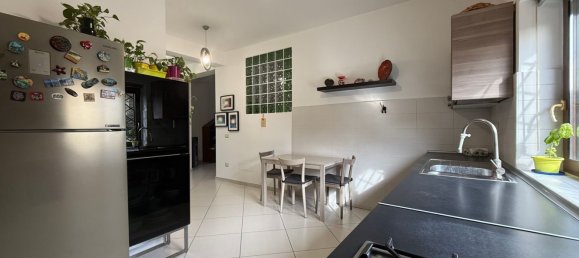 Apartamento de 3 habitaciónes en Quarto, Italy No. 303806 5