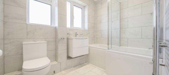 3 Schlafzimmer Wohnung in Ealing, United Kingdom, Nr. 5771 13