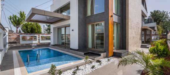 Villa 6+1 in Antalya, Turkey No. 22000 16