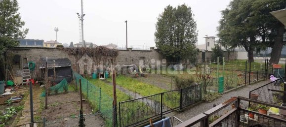 2 bedrooms Apartment in Ponte San Pietro, Italy No. 155362 8