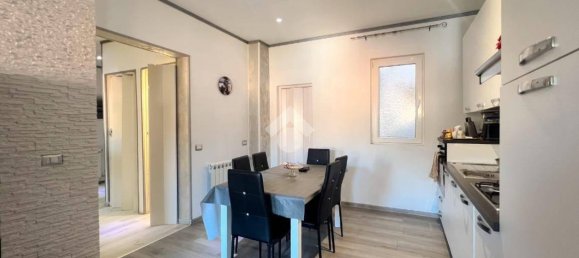 2 bedrooms Apartment in Trieste, Italy No. 58772 8